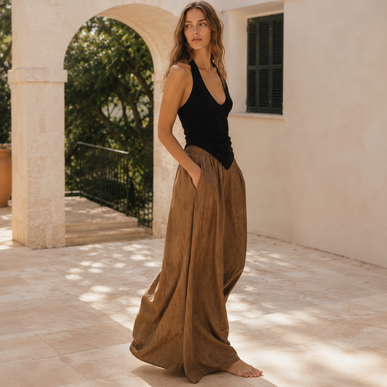 Astera Pant