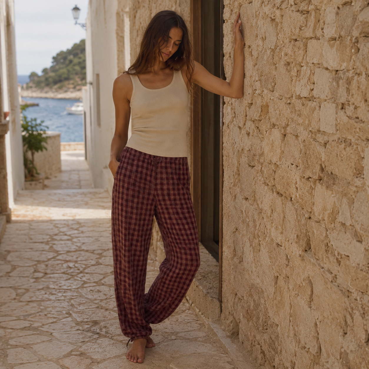 Aida Pant